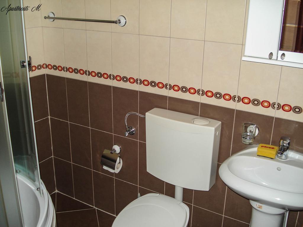 Apartment M *